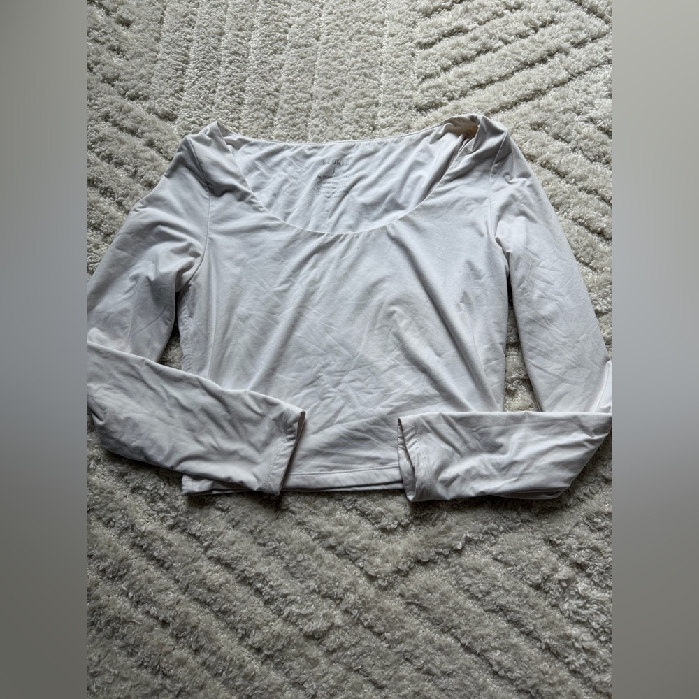 White Cropped Scoop Neck Long Sleeve